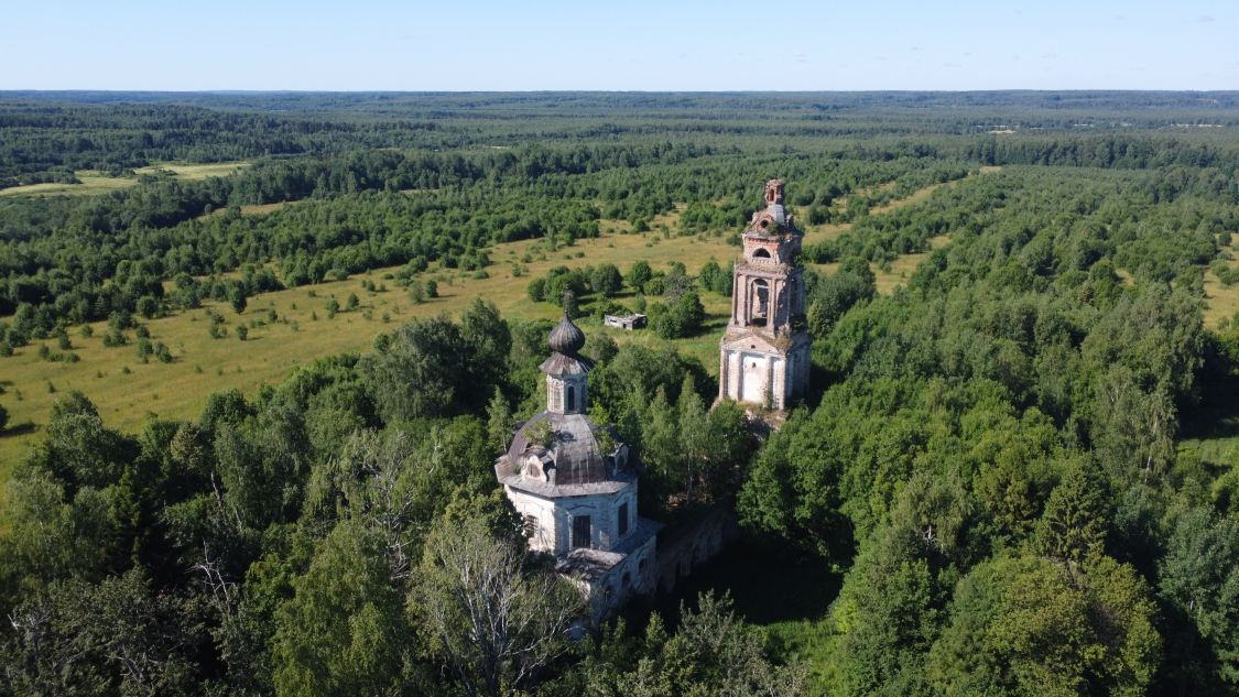 Церковь Спаса Нерукотворного Образа, Готовцево, урочище (Галичский район, Костромская область). общий вид в ландшафте