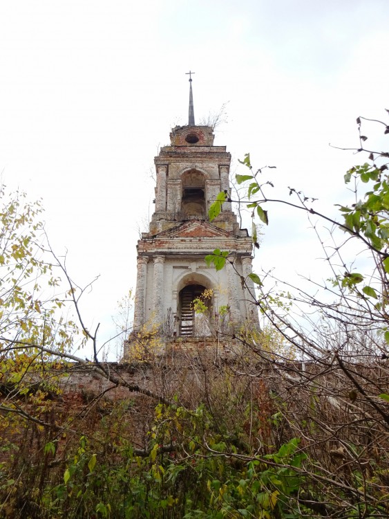 Церковь Покрова Пресвятой Богородицы, Насакино (Сусанинский район, Костромская область). архитектурные детали