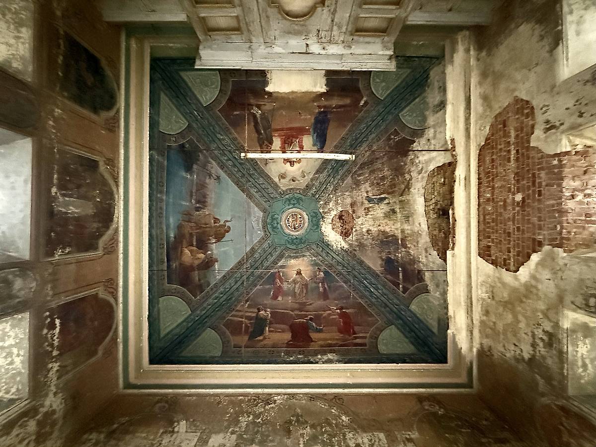 Подкупольное пространство основного объема, интерьер и убранство. Церковь Покрова Пресвятой Богородицы, Насакино (Сусанинский район, Костромская область)