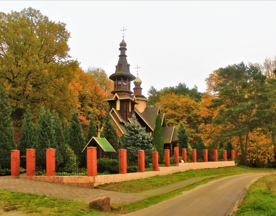 Церковь Димитрия Солунского в Береговом, Ладушкин (Ладушкинский городской округ, Калининградская область). общий вид в ландшафте