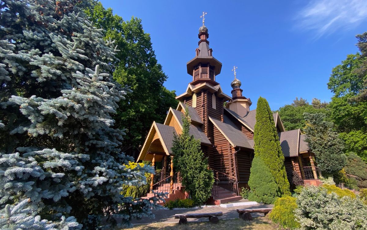 Церковь Димитрия Солунского в Береговом, Ладушкин (Ладушкинский городской округ, Калининградская область). фасады