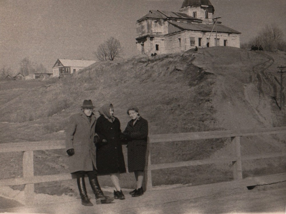 Дедовичи. Церковь Вознесения Господня на погосте Высокое. архивная фотография, Частная коллекция. Фото 1960-х годов