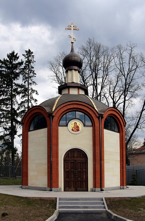 Храм-часовня Владимирской иконы Божией Матери, Юкки (Всеволожский район, Ленинградская область). фасады, Западный вход