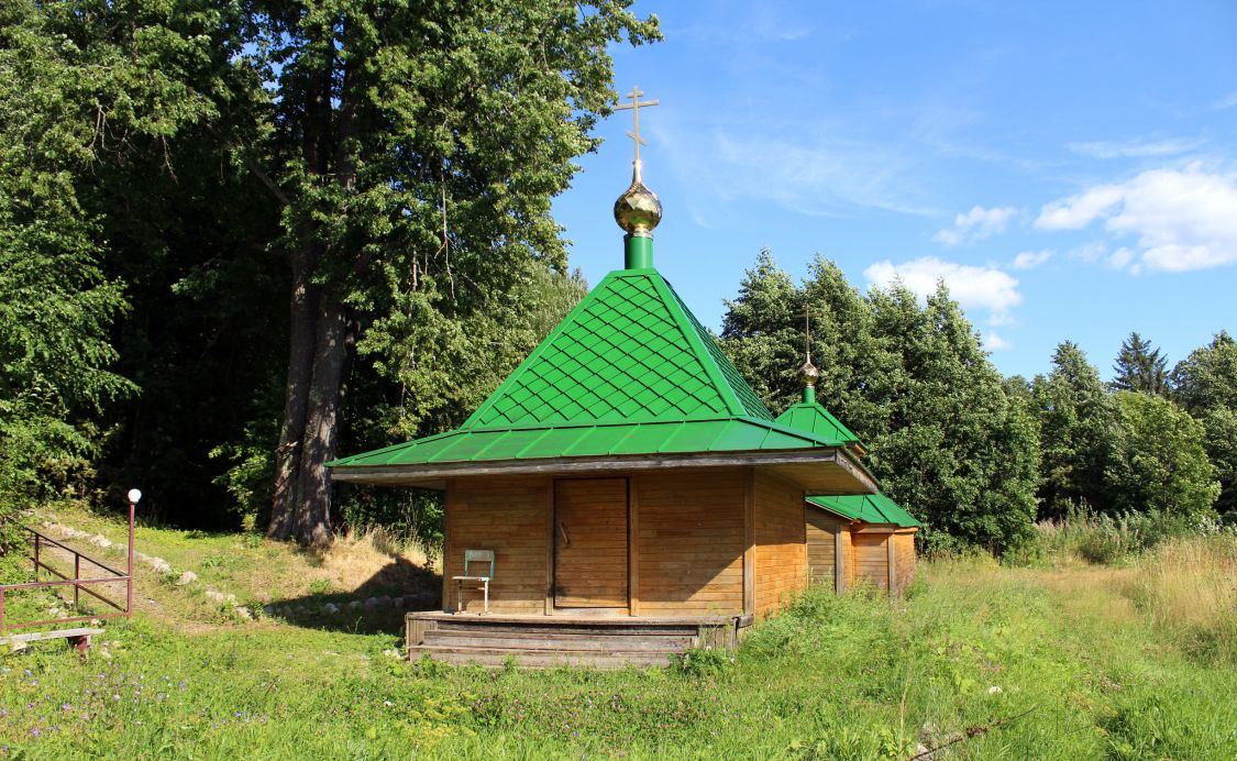 Покровский Авраамиево-Городецкий монастырь. Надкладезная часовня (новая), Ножкино (Чухломский район, Костромская область). фасады