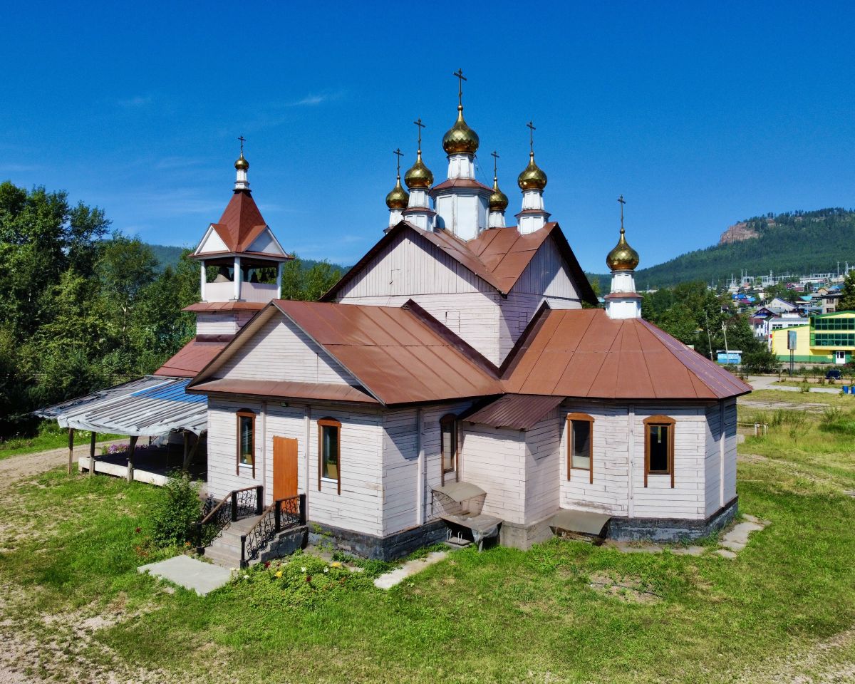 Усть-Кут. Церковь Спаса Нерукотворного Образа (новая). фасады, Вид с ЮВ