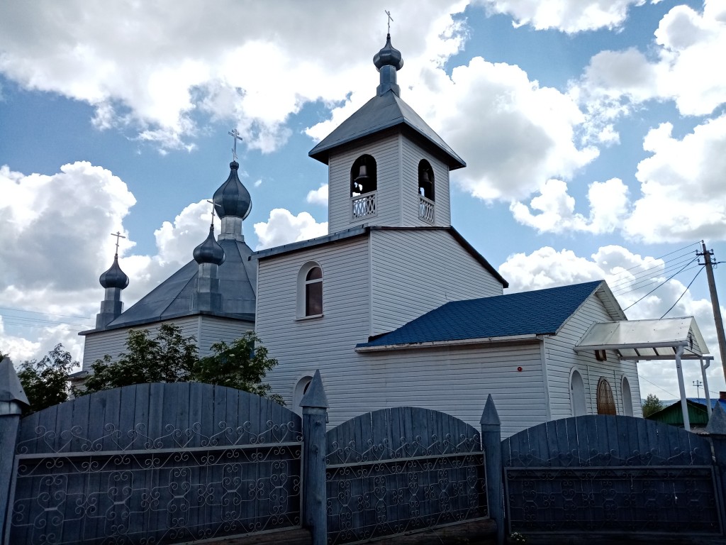 Церковь Рождества Христова, Рудногорск (Нижнеилимский район, Иркутская область). фасады, Церковь Рождества Христова