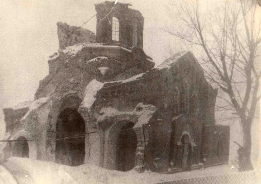 Церковь Воскресения Христова, Милеево (Хвастовичский район, Калужская область). архивная фотография, Храм перед сносом. Частная коллекция. Фото 1948 г.
