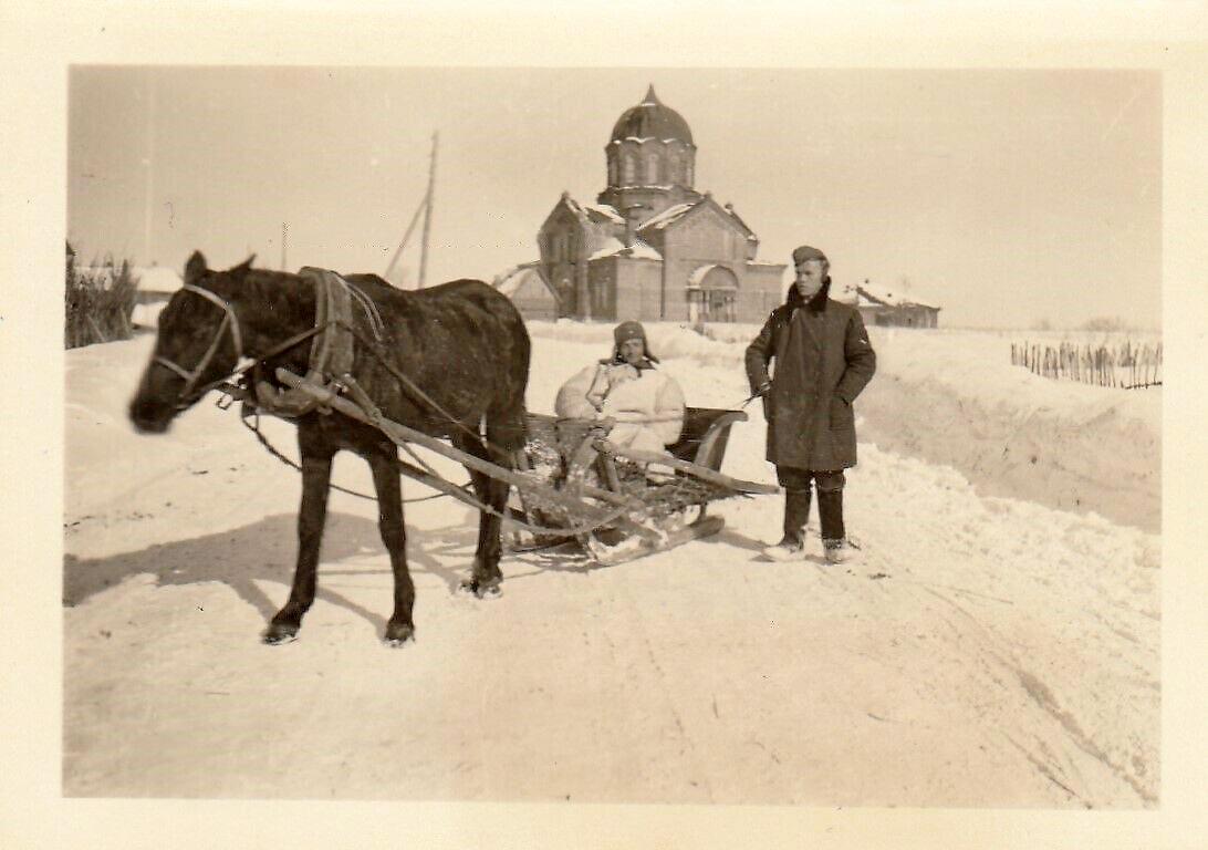 Фото 1942 г. с аукциона e-bay.de, архивная фотография. Церковь Воскресения Христова, Милеево (Хвастовичский район, Калужская область)