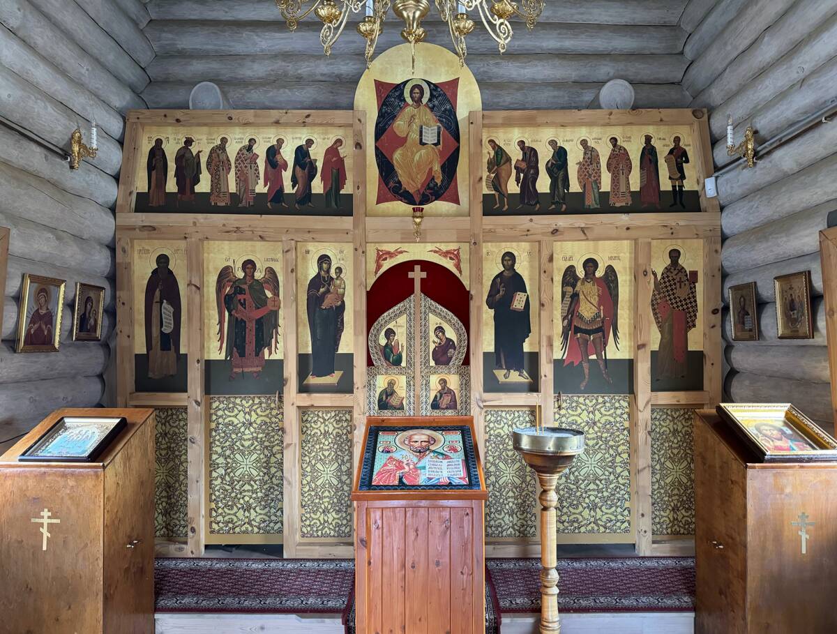 Церковь Николая Чудотворца на Артиллерийской улице, Калининград (Калининградский городской округ, Калининградская область). интерьер и убранство, Иконостас
