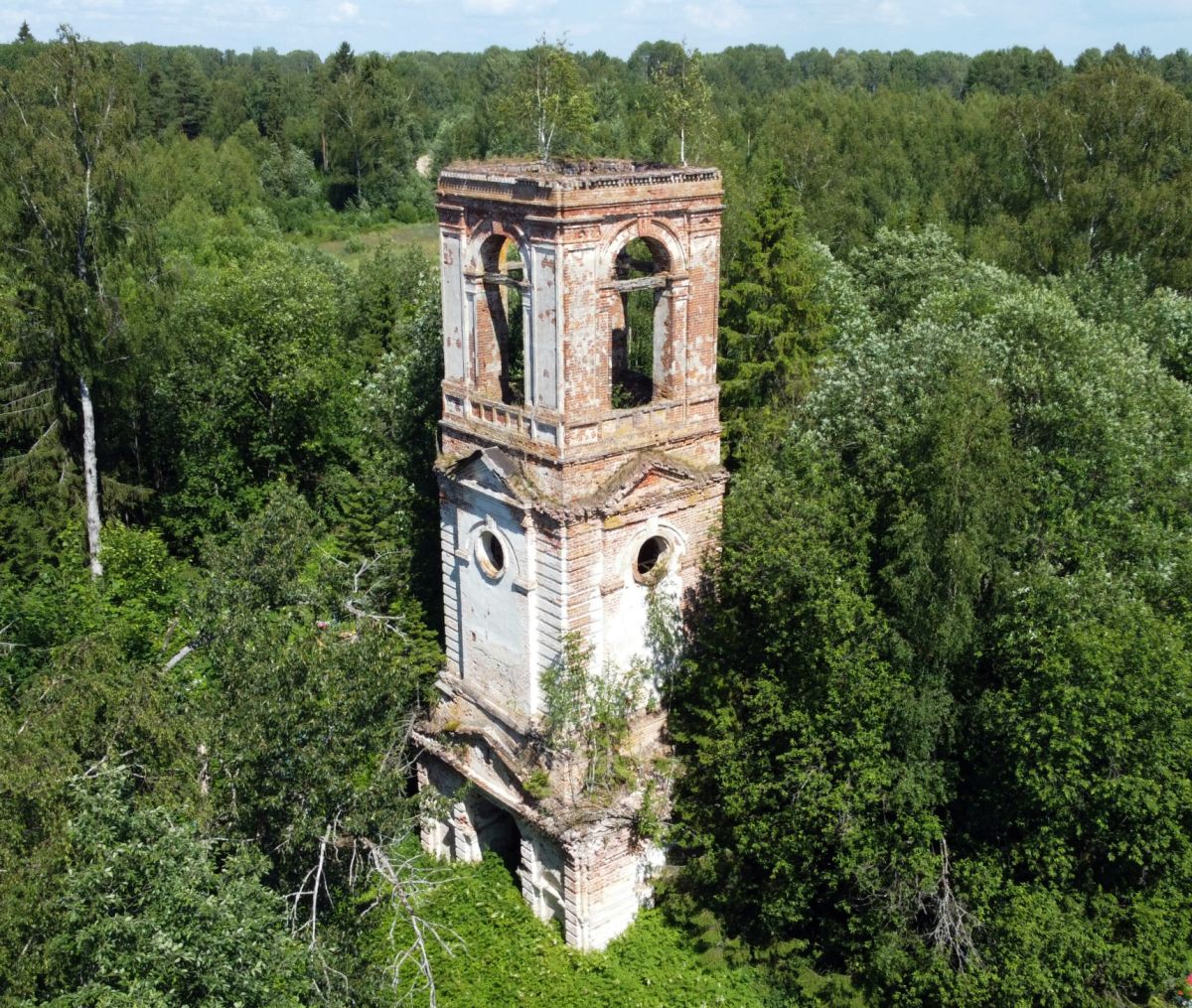 Церковь Рождества Пресвятой Богородицы, Банчаково (Грязовецкий район, Вологодская область). архитектурные детали