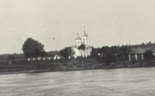 Церковь Илии Пророка, Гак-Ручей (акватория Верхне-Свирского водохранилища) (Подпорожский район, Ленинградская область). архивная фотография, ИЛЬИНСКИЙ ХРАМ В ГАКРУЧЬЕ, Фотография из фондов Подпорожского кроаеведческого музея (фото предоставлено ВК группой 