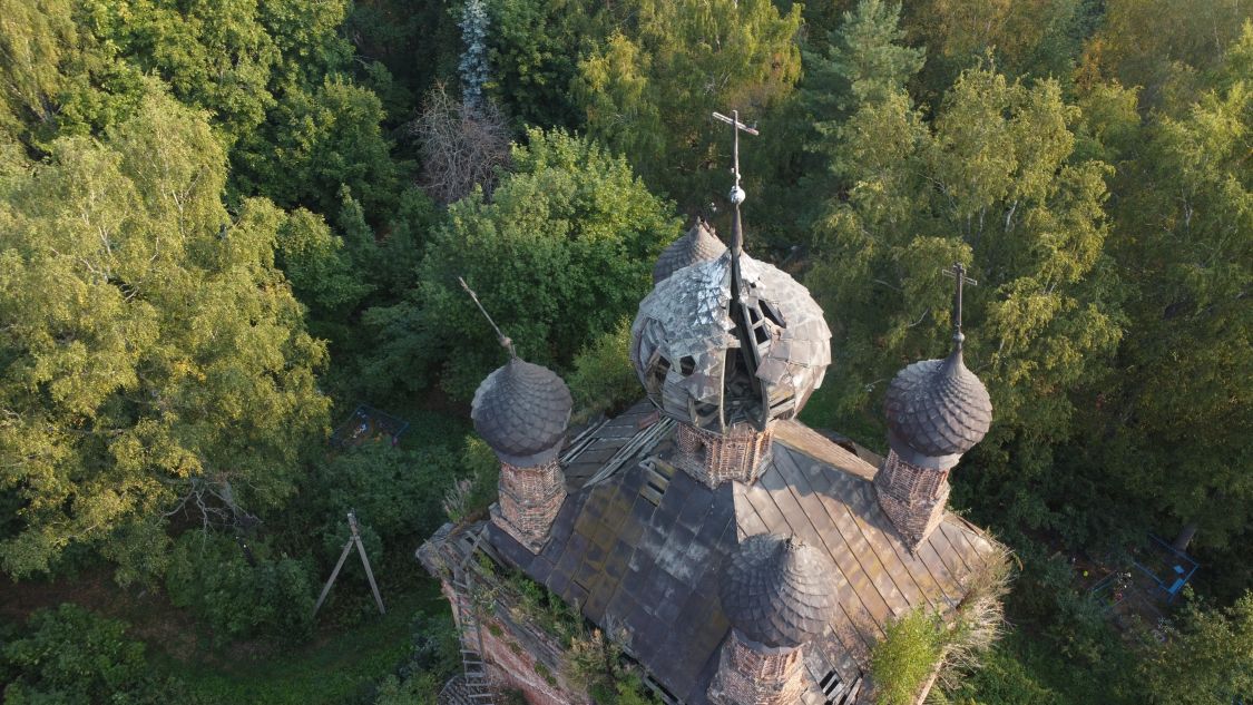 Церковь Николая Чудотворца, Сухоруково (Костромской район, Костромская область). архитектурные детали