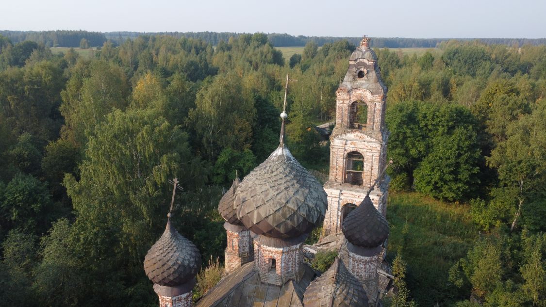 Церковь Николая Чудотворца, Сухоруково (Костромской район, Костромская область). архитектурные детали