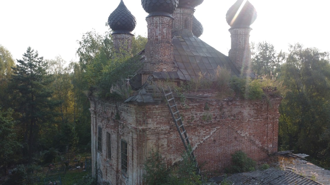 Церковь Николая Чудотворца, Сухоруково (Костромской район, Костромская область). архитектурные детали
