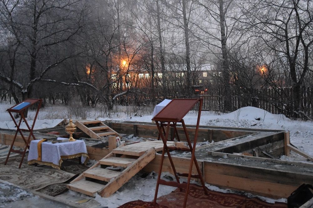 Совхозный. Церковь Рождества Пресвятой Богородицы (строящаяся). архитектурные детали