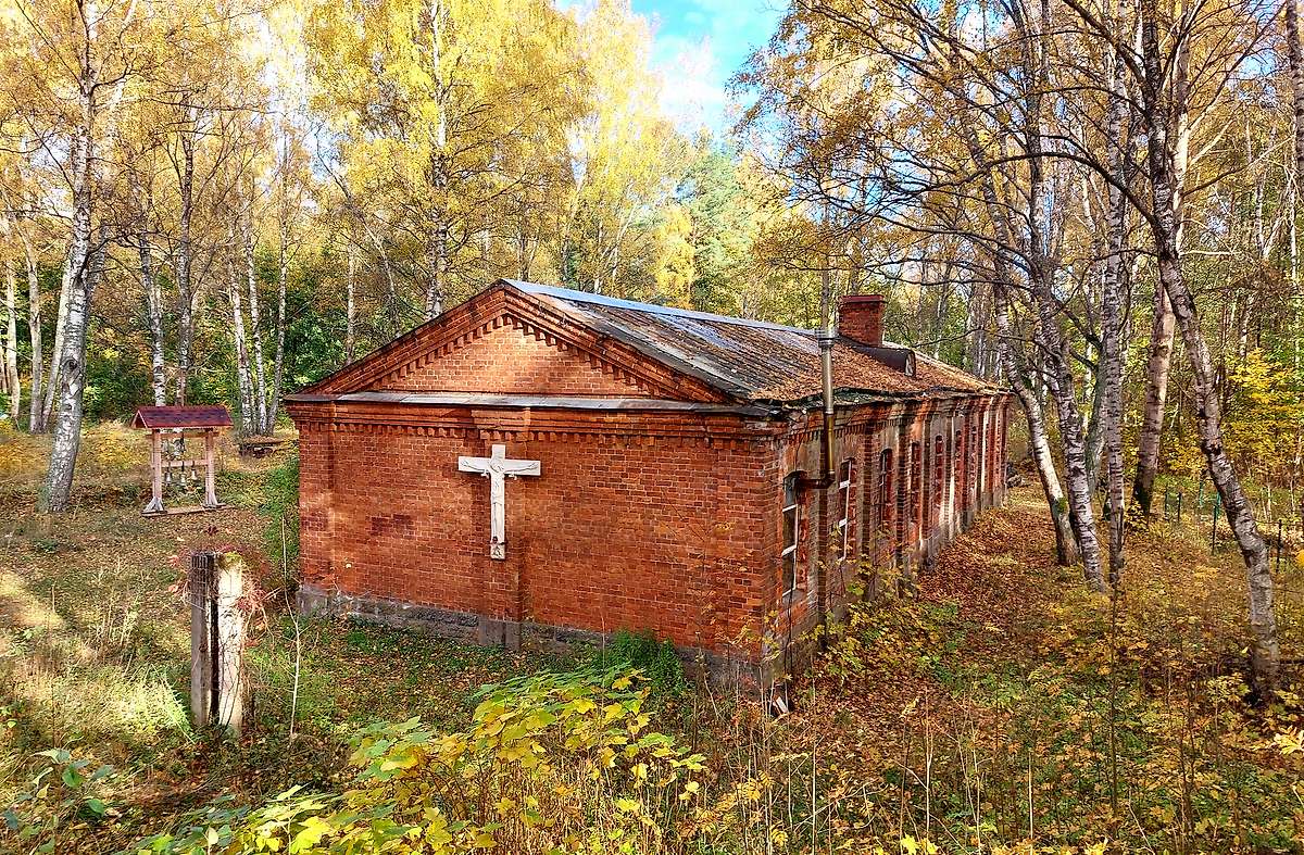 фасады. Церковь Спиридона Тримифунтского в военном городке №49 в Кронштадте, Кронштадт (Санкт-Петербург, Кронштадтский район, г. Санкт-Петербург)