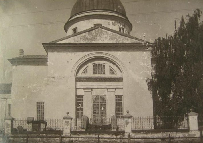 Источник: госкталог.рф (Музей им. Щусева), 1929 г., архивная фотография. Церковь Петра и Павла (старая), Кукмор (Кукморский район, Республика Татарстан)