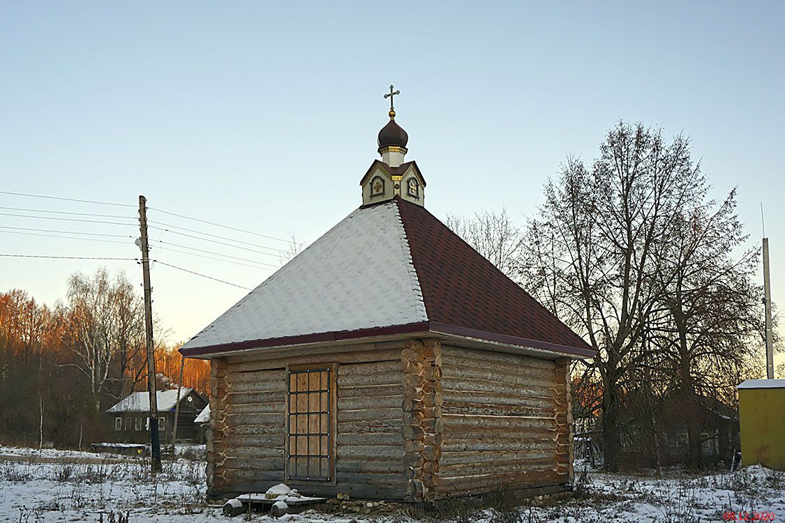 Часовня Воскресения Христова (?), Таложня (Торжокский район и г. Торжок, Тверская область). фасады
