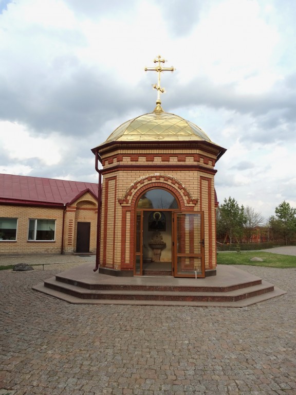 Часовня Матроны Московской, Майорское (Сакмарский район, Оренбургская область). фасады