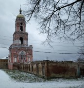 Казанский монастырь. Домовая церковь Илии Пророка и Пантелеимона Целителя, Руины нового больничного корпуса, где размещалась церковь<br>, Вышний Волочёк, Вышневолоцкий район и г. Вышний Волочёк, Тверская область