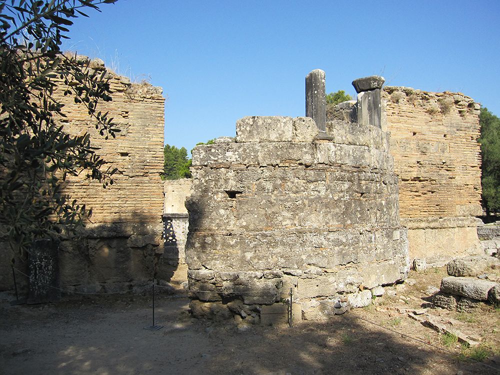 Древняя Олимпия. Неизвестная церковь. фасады, Апсида базилики.