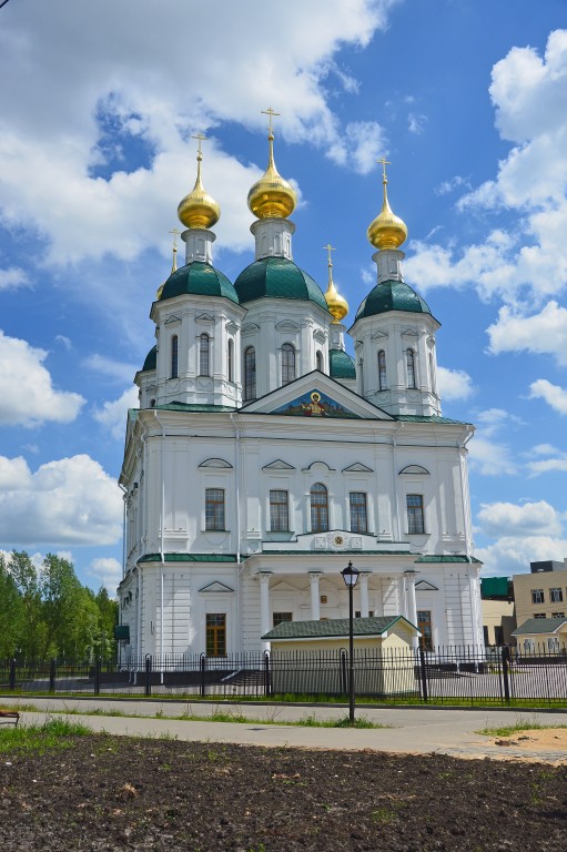 Автозаводский район. Церковь Георгия Владимирского. фасады