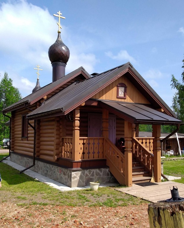 Старые Морозовичи. Церковь Царственных страстотерпцев. фасады