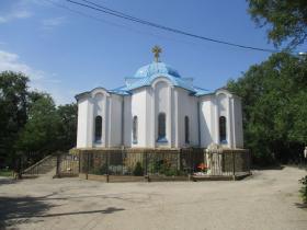 Керчь. Церковь Гавриила Архангела на городском кладбище