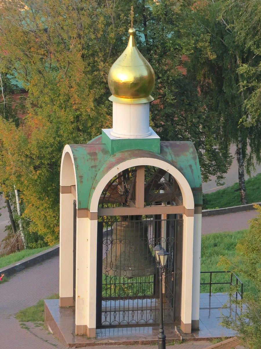 Нижегородский район. Звонница с набатным колоколом. фасады