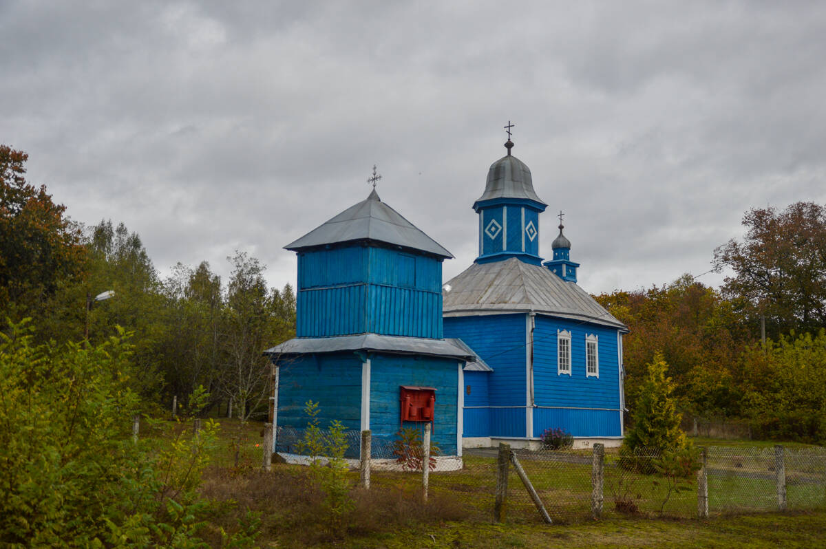 Церковь Рождества Пресвятой Богородицы, Вылазы (Пинский район, Беларусь, Брестская область). фасады