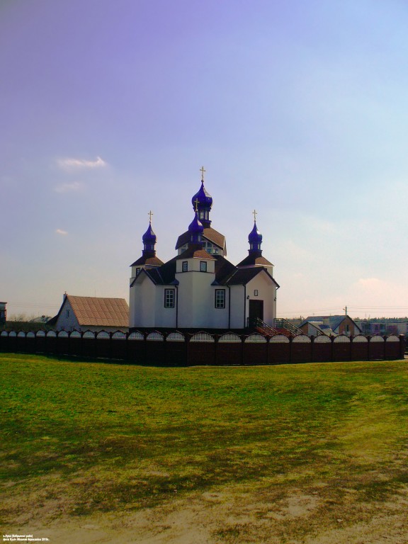 Церковь Луки Евангелиста, Лука (Кобринский район, Беларусь, Брестская область). фасады