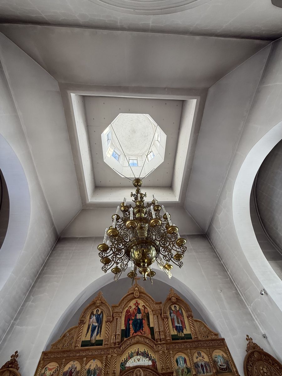 Подкупольное пространство, паникадило, интерьер и убранство. Церковь Меркурия Смоленского, Тарный (Витебск, город, Беларусь, Витебская область)