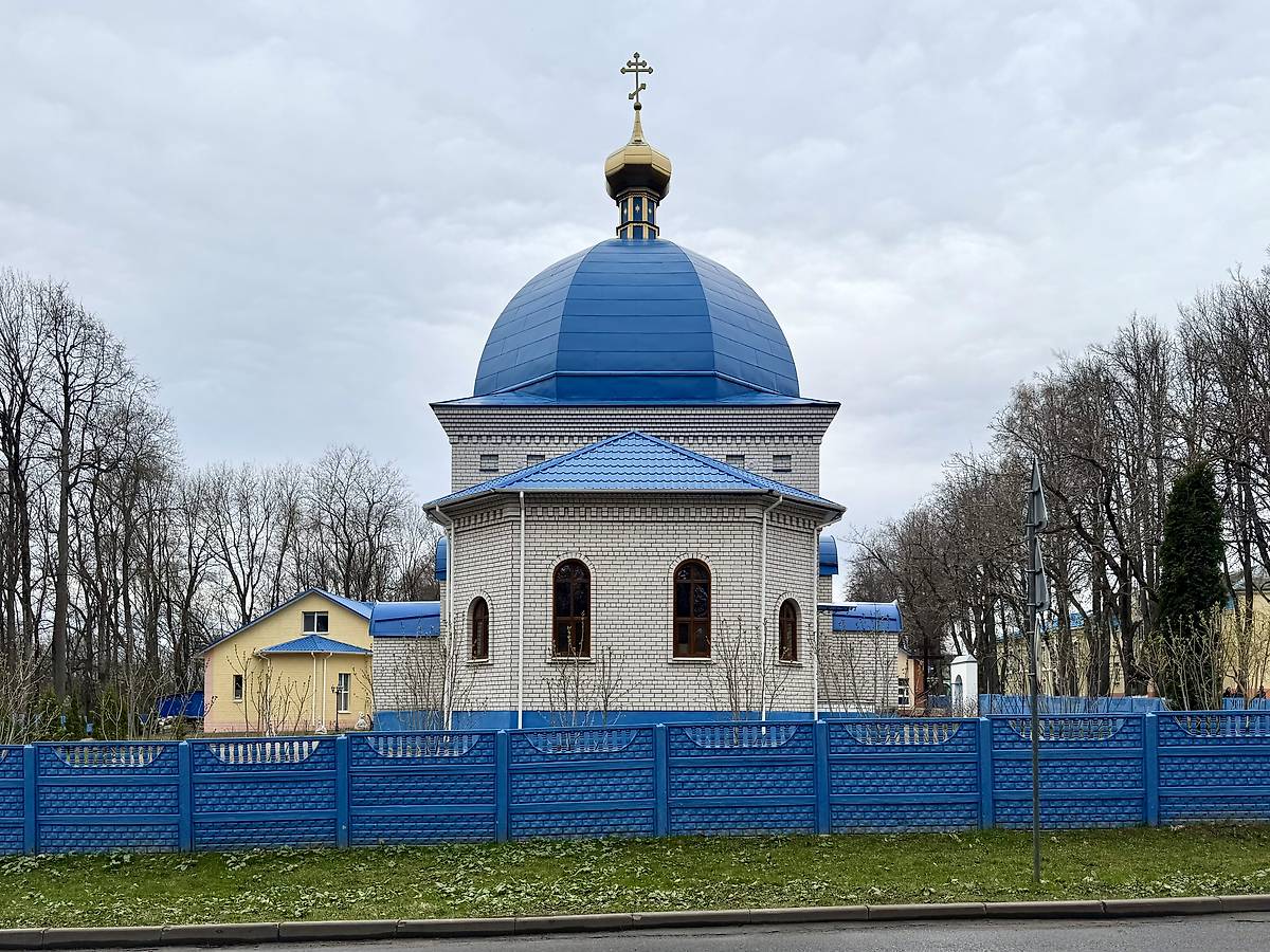 Вид с юго-востока, фасады. Церковь иконы Божией Матери "Спорительница хлебов", Горки (Горецкий район, Беларусь, Могилёвская область)