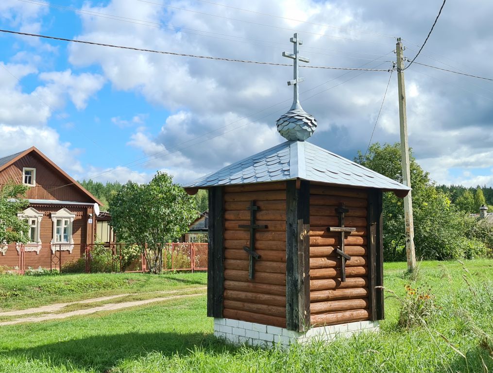 Цепнино. Часовня Илии Пророка. фасады