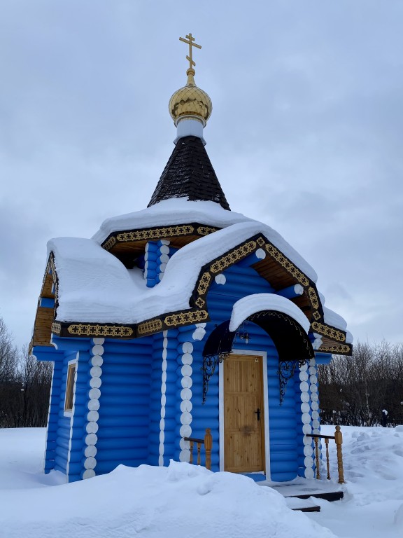 Неизвестная часовня на кладбище в Рослякове, Мурманск (Мурманск, город, Мурманская область). фасады