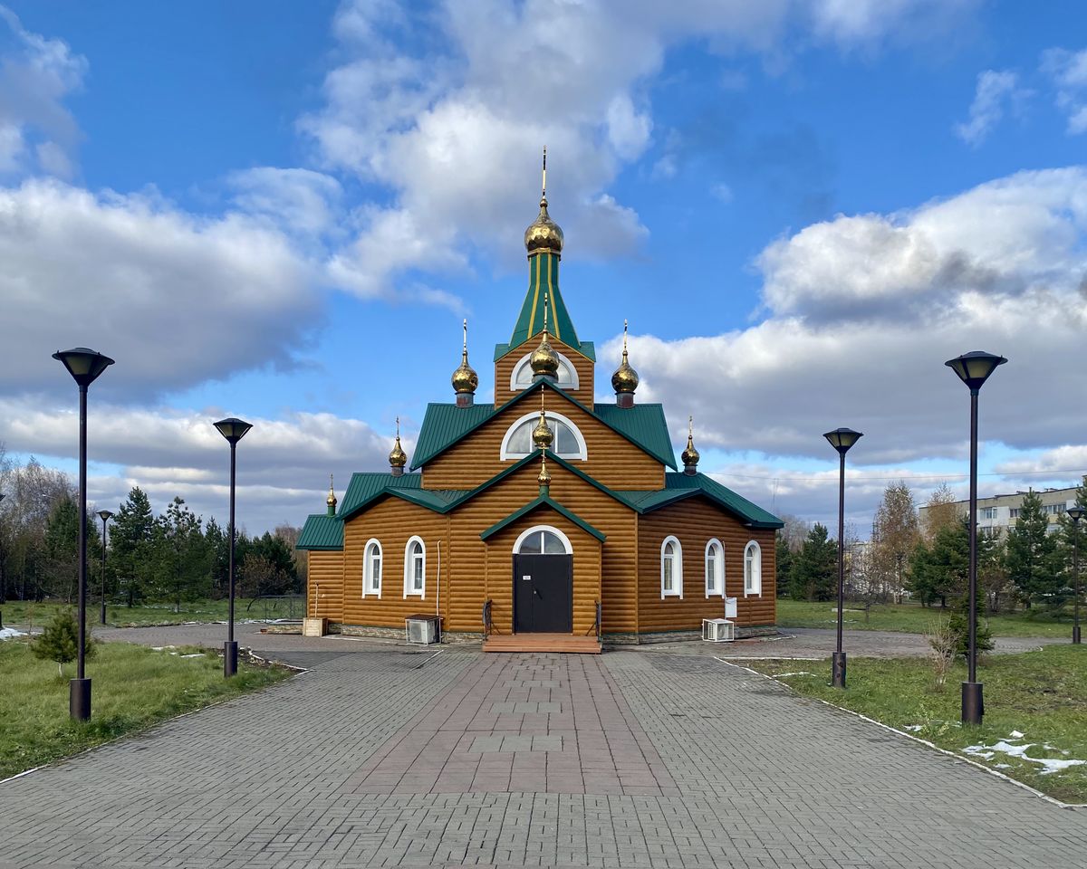 Церковь Всех Святых, в земле Сибирской просиявших, Анжеро-Судженск (Анжеро-Судженск, город, Кемеровская область). фасады, Вид с  юга