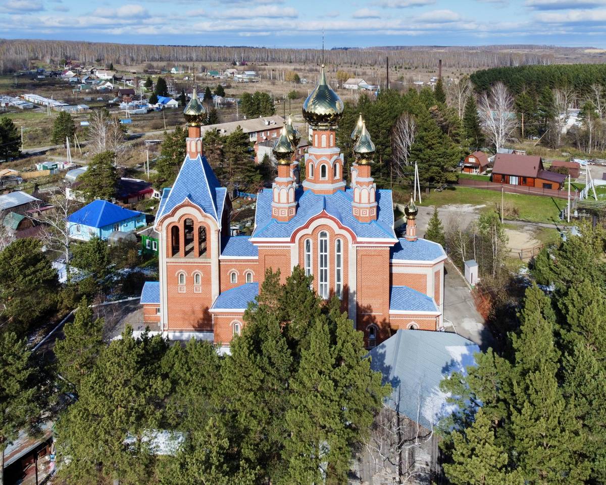 Церковь Серафима Саровского, Рудничный (Анжеро-Судженск, город, Кемеровская область). фасады, Южный фасад