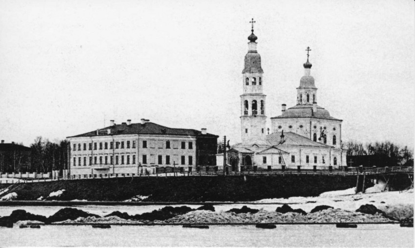 Церковь Успения Пресвятой Богородицы (старая), Архангельск (Архангельск, город, Архангельская область). архивная фотография, Фото с сайта: http://humus.livejournal.com/tag/%D0%90%D1%80%D1%85%D0%B0%D0%BD%D0%B3%D0%B5%D0%BB%D1%8C%D1%81%D0%BA