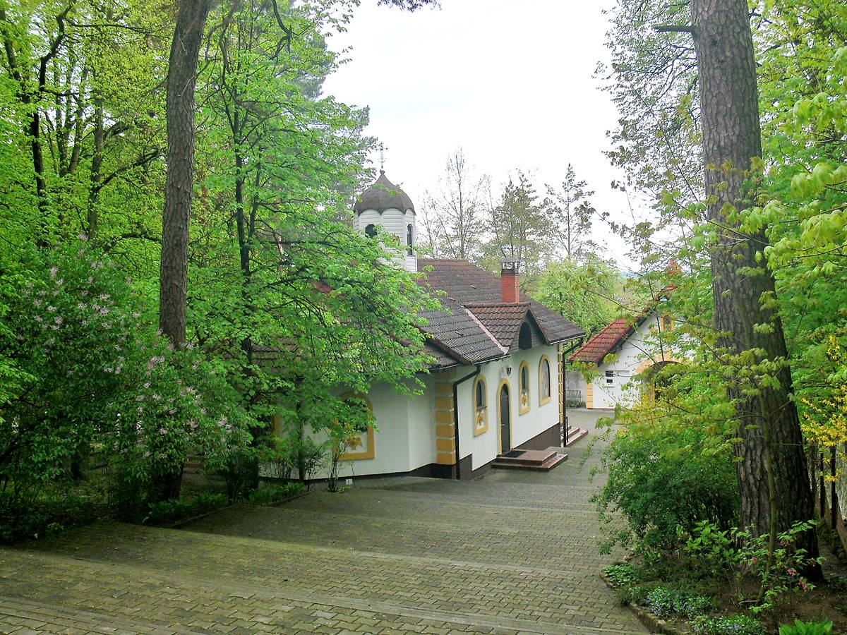 фасады. Спасо-Преображенский монастырь. Церковь Ченстоховской иконы Божией Матери, Хмелево (Жабинковский район, Беларусь, Брестская область)