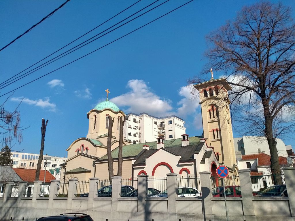 Белград. Церковь Покрова Пресвятой Богородицы. фасады