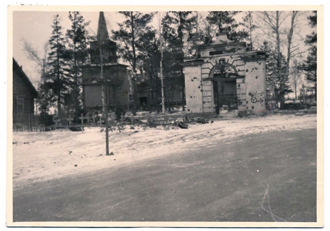 Модня. Церковь Николая Чудотворца. архивная фотография, Фото 1941 г. с аукциона e-bay.de