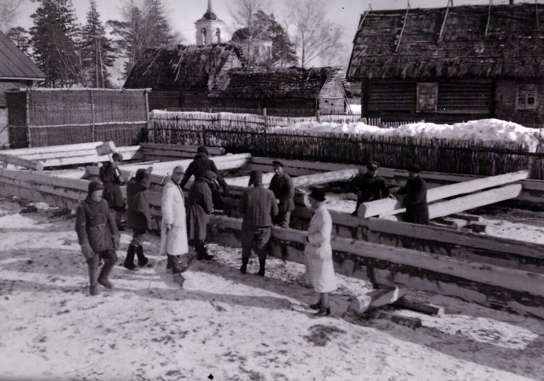 Церковь Николая Чудотворца, Скугры (Дновский район, Псковская область). архивная фотография, Трофейное фото 1943г.