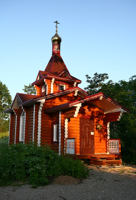 Берёза. Часовня Михаила Архангела. фасады