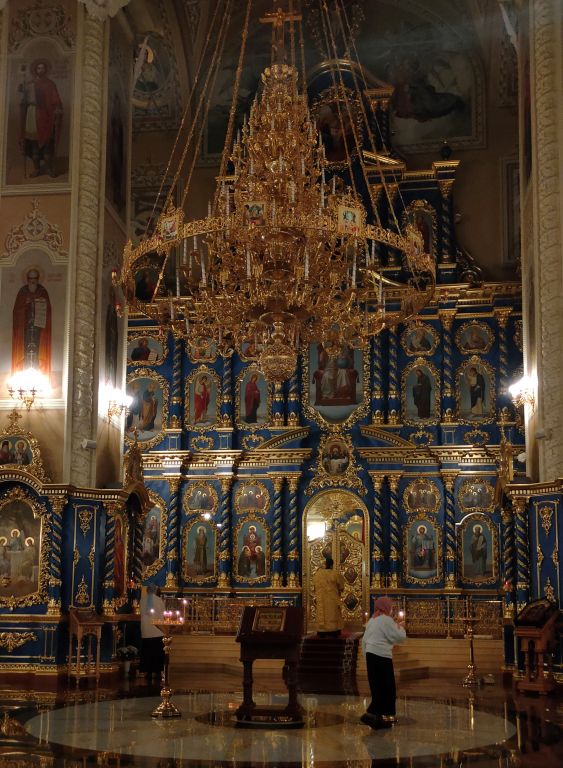 Успенская пустынь. Собор Успения Пресвятой Богородицы (новый), Саров (Саров, город, Нижегородская область). интерьер и убранство, внутреннее убранство собора