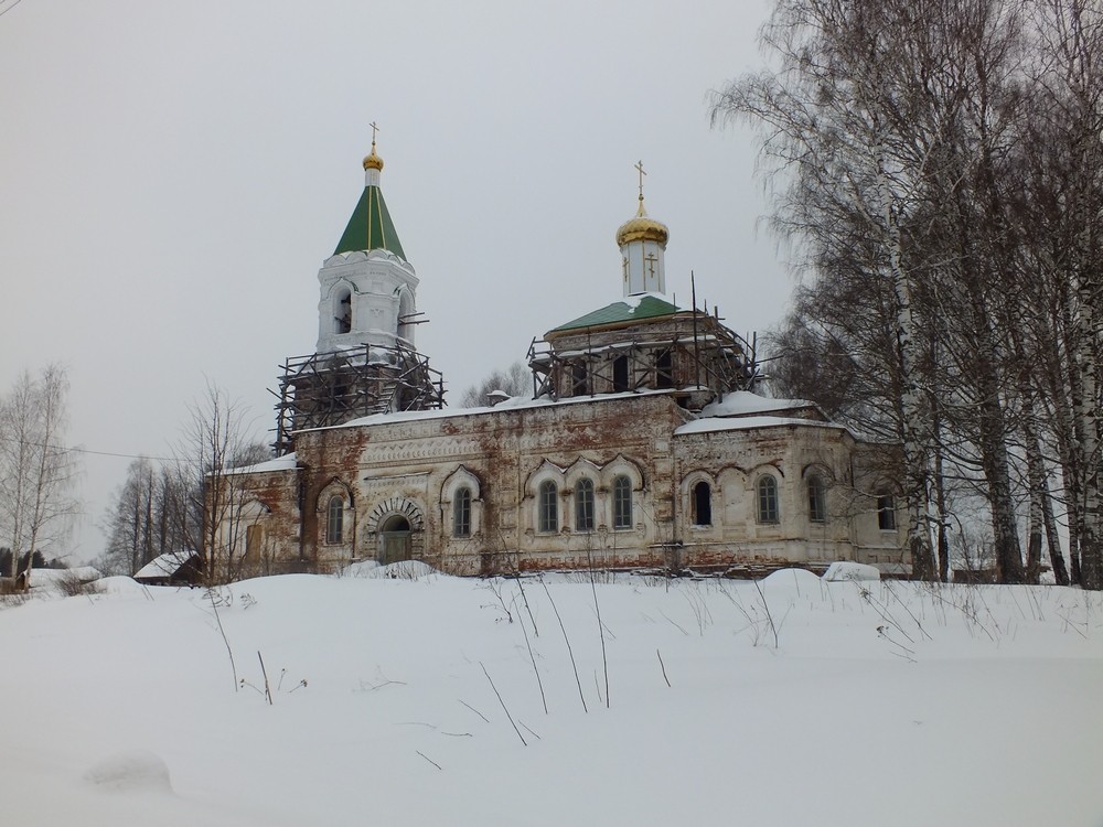 Дворец. Церковь Николая Чудотворца. документальные фотографии