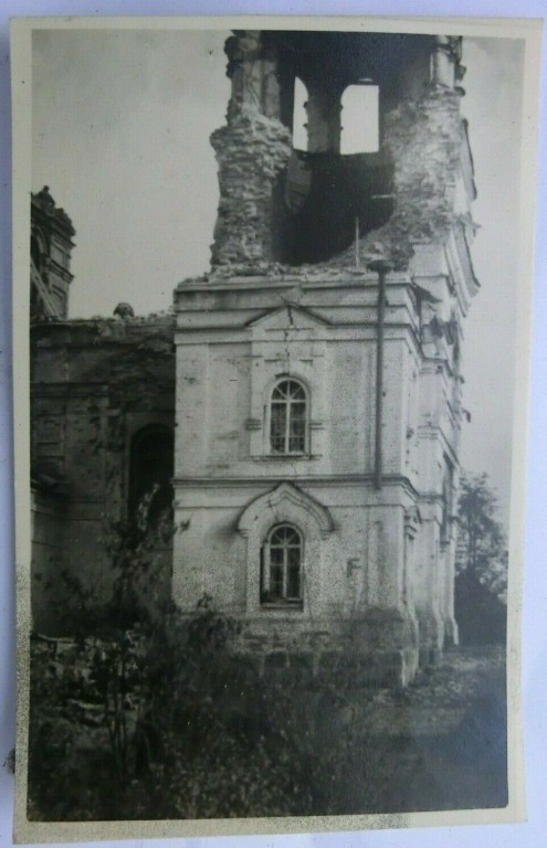 Церковь Покрова Пресвятой Богородицы (утраченная), Пески (Шимский район, Новгородская область). архивная фотография, Колокольня. Фото 1941 г. с аукциона e-bay.de