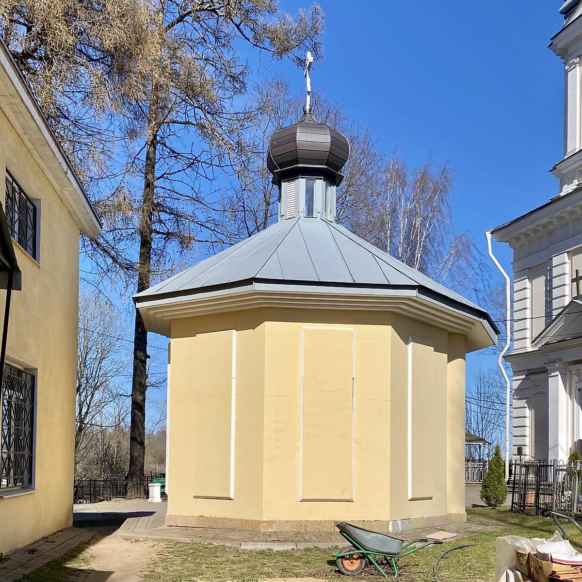 Вид с юга, фасады. Часовня Захарии и Елисаветы, Динамо (Санкт-Петербург, Пушкинский район, г. Санкт-Петербург)