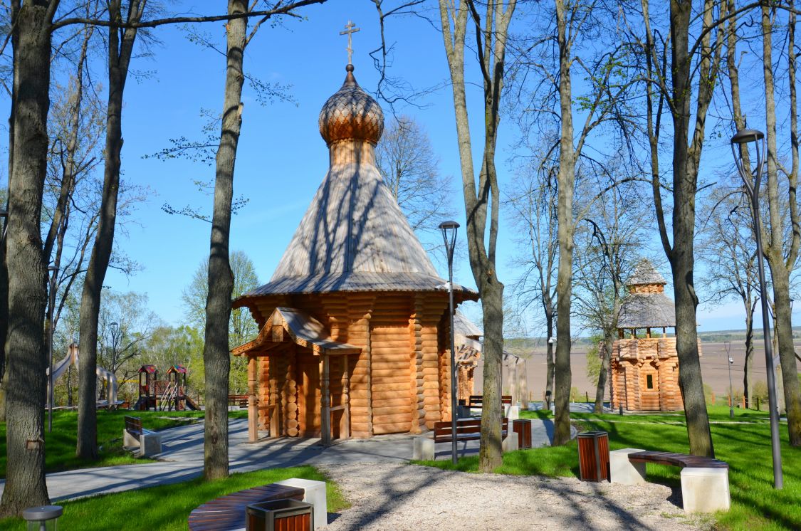 Часовня Софии, Премудрости Божией, Чекалин (Суворовский район, Тульская область). общий вид в ландшафте