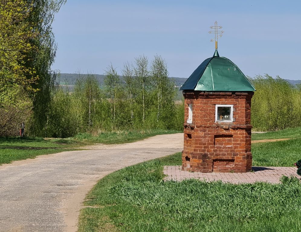 Часовенный столб, Сулуково (Собинский район, Владимирская область). общий вид в ландшафте, Вид с востока