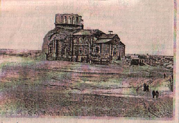 Церковь Николая Чудотворца (утраченная), Русская Лозовая (Харьковский район, Украина, Харьковская область). архивная фотография, Единственное сохранившееся фото храма 1950-х годов 